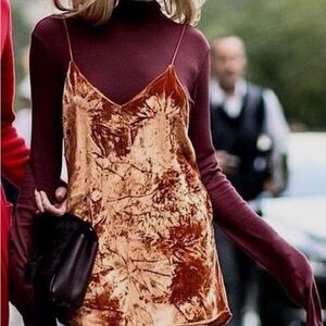 Blue Life vintage y2k Velvet Midi Dress in Gold adjustable strap size M